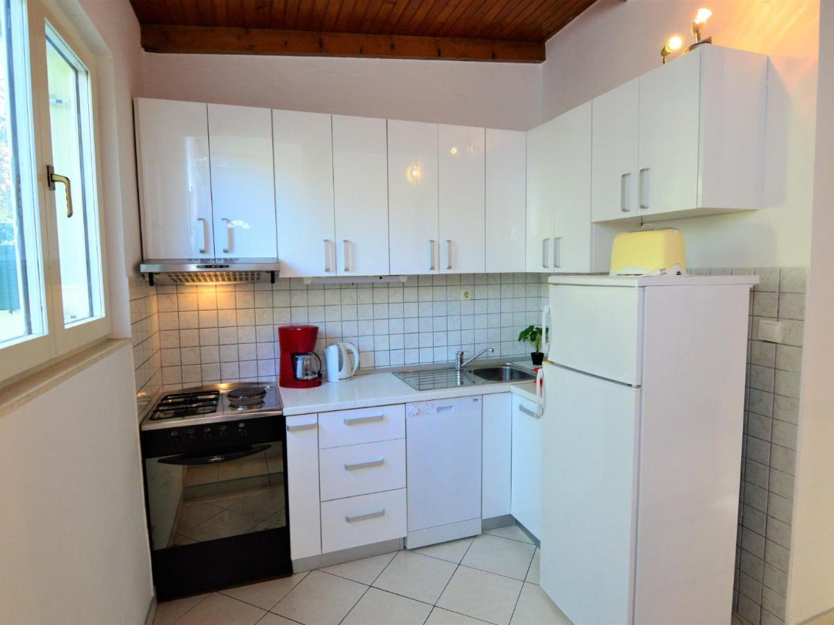 Holiday Home Camp Marko - Roz338 By Interhome Zečevo Exterior foto